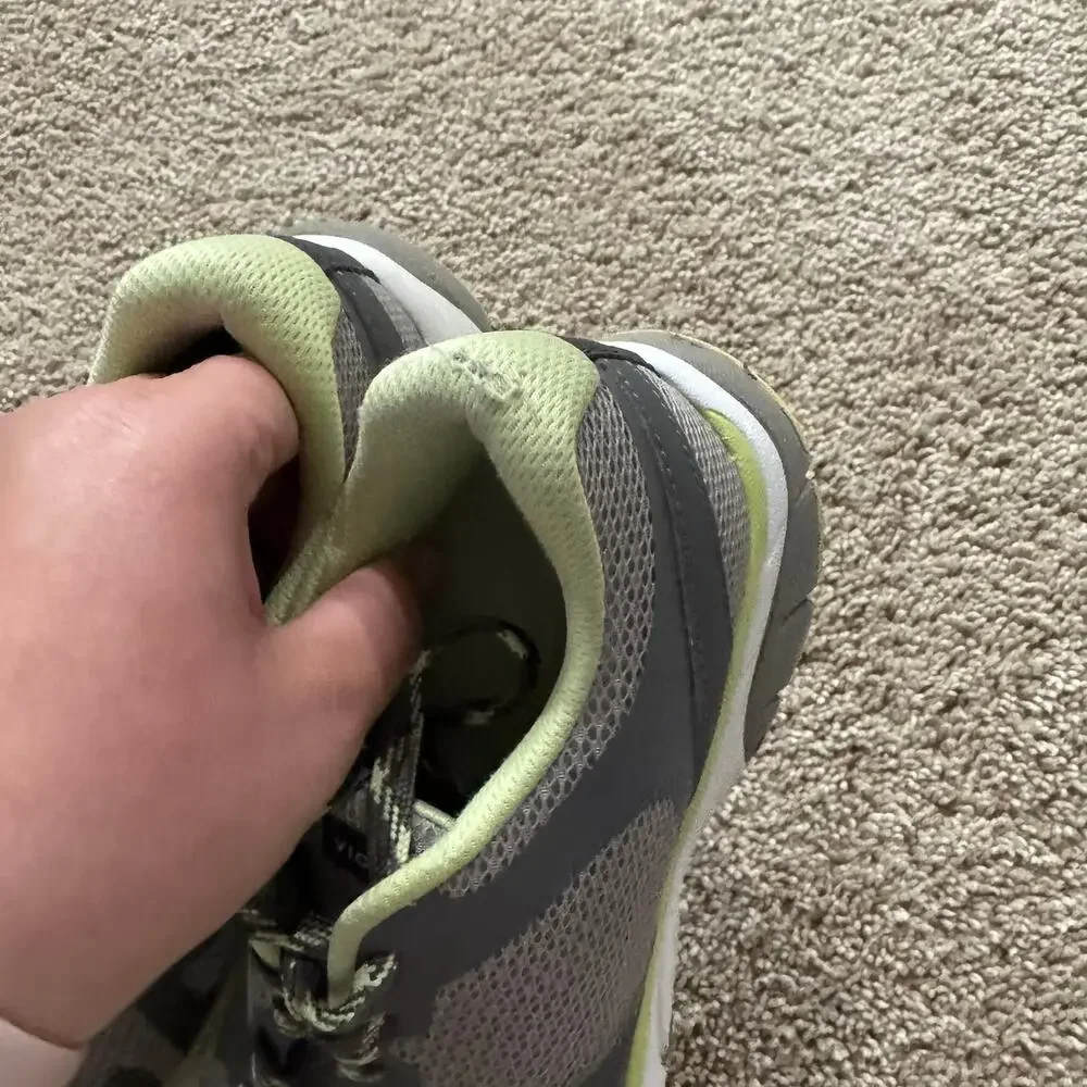 Vionic Tokyo Grey & Light Green Mesh Sneakers Athletic Shoes Women's Size 8.5